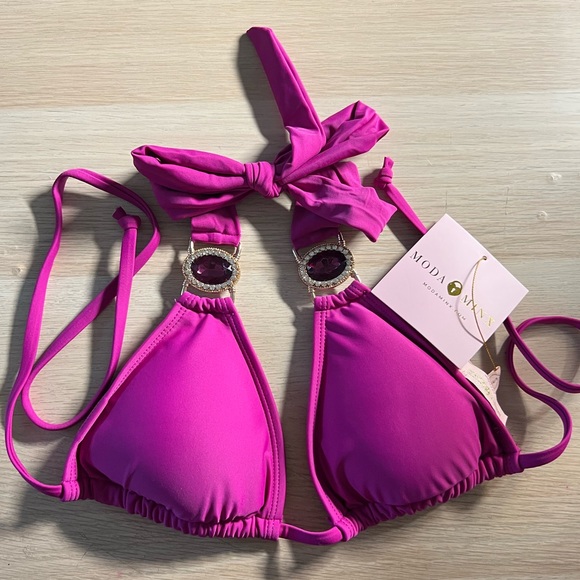 MODAMINX | Plum Rhinestone Bikini Top - Picture 3 of 4